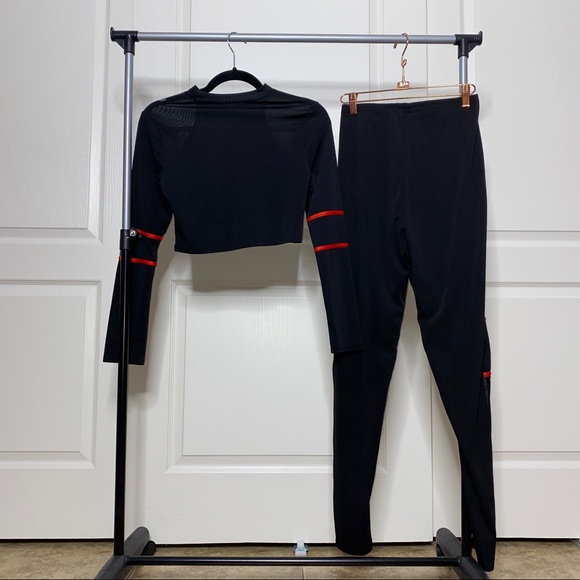 SOLD ONLINE - Picture 2 of 2